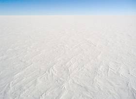 File:AntarcticaDomeCSnow.jpg