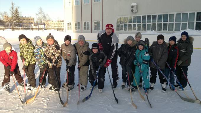 G:\ФОТОАЛЬБОМЫ\Фотографии\2013 год\Тренировка 2003 в хоккей\.jpg