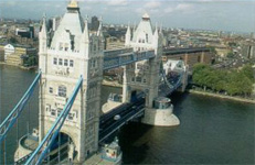   (Tower bridge)